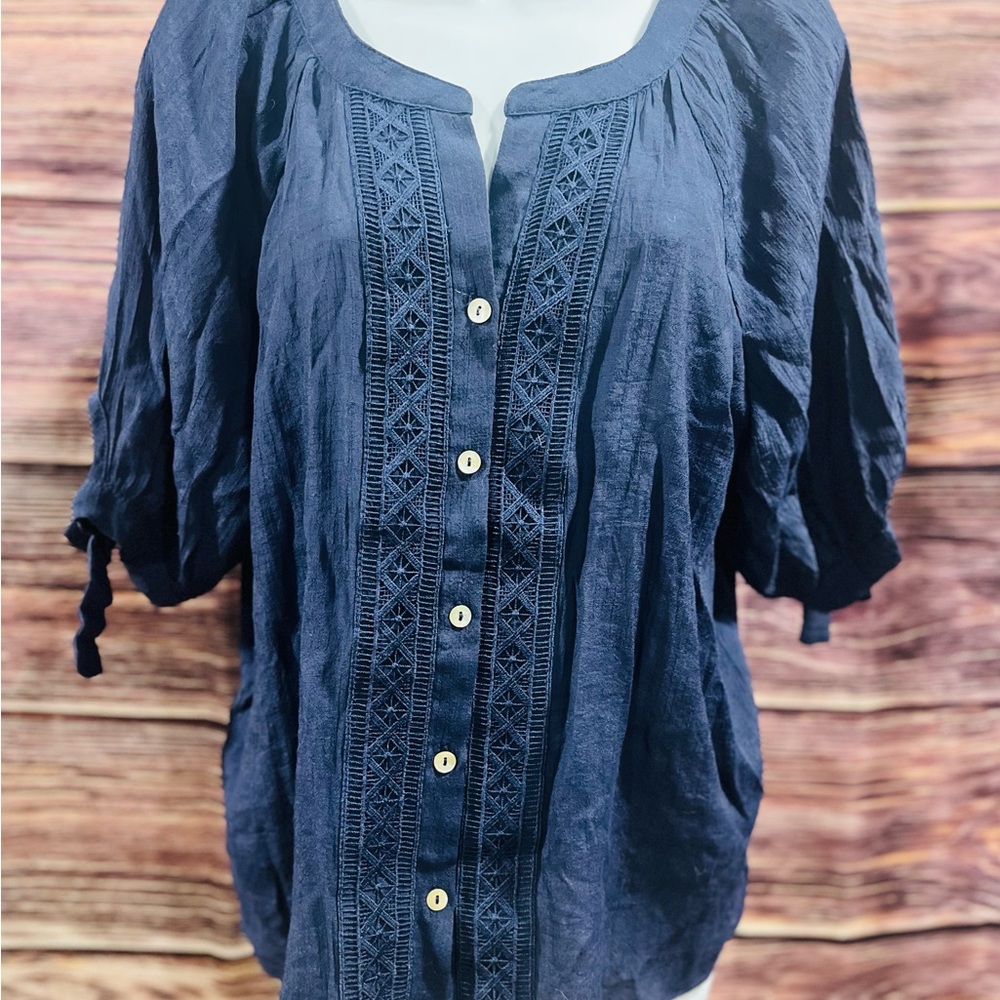 XL Parallels Navy Button-Front Gauze Top with Lace Trim